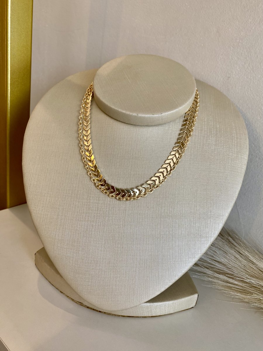 Chocker folheada 2 em 1